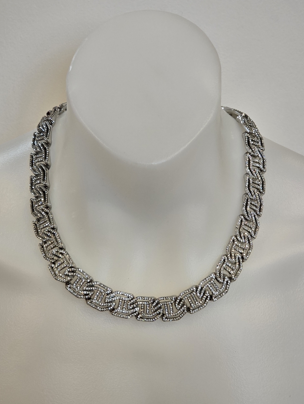 Silver ​Glacier King: Men's 20in 15mm Infinity Link Iced Chain  Fully Iced Out